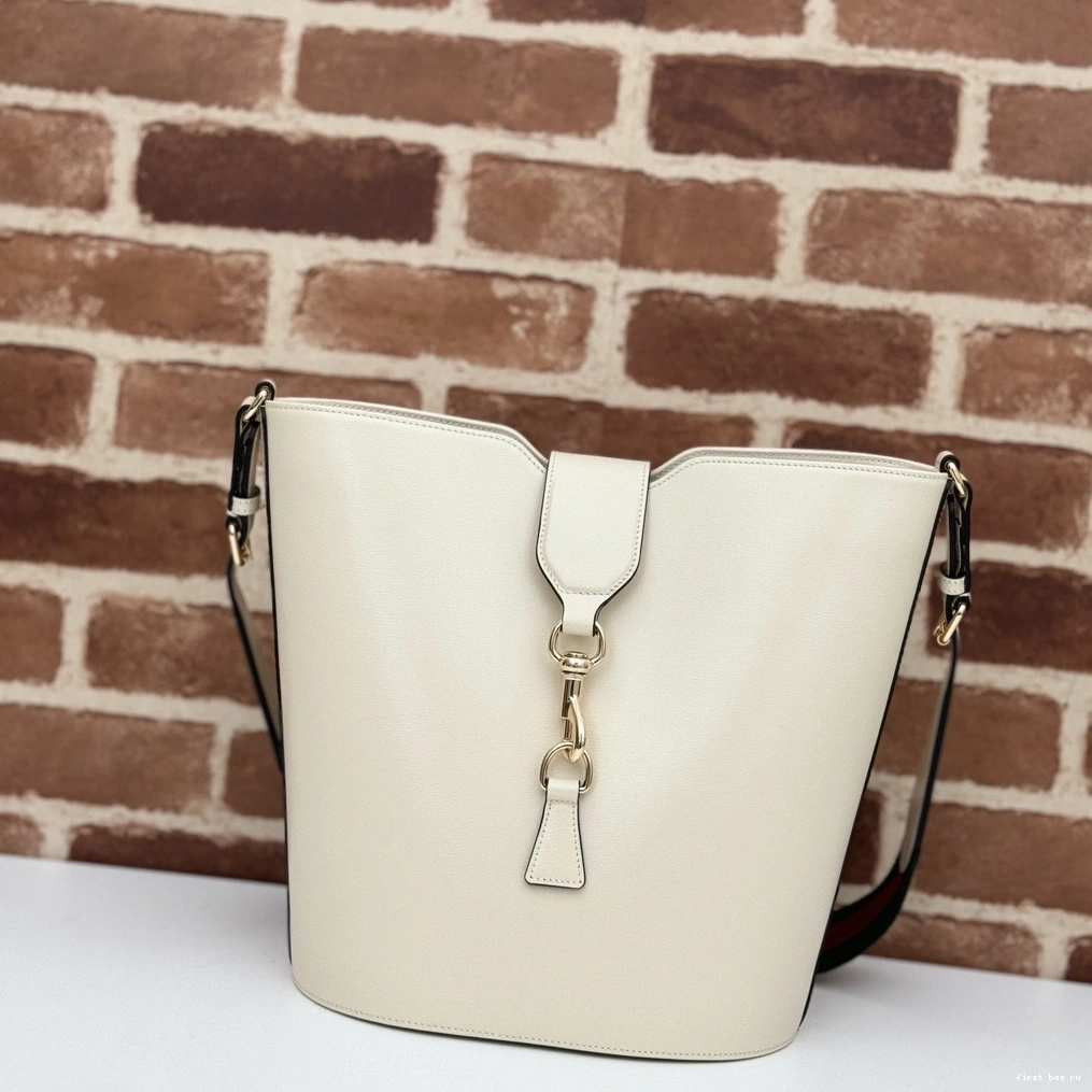SHOULDER MINI BAG-25.5*28*16.5CM BUCKET GUCCI 0813